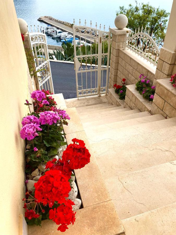 Apartments And Rooms Katarina Živogošće Εξωτερικό φωτογραφία