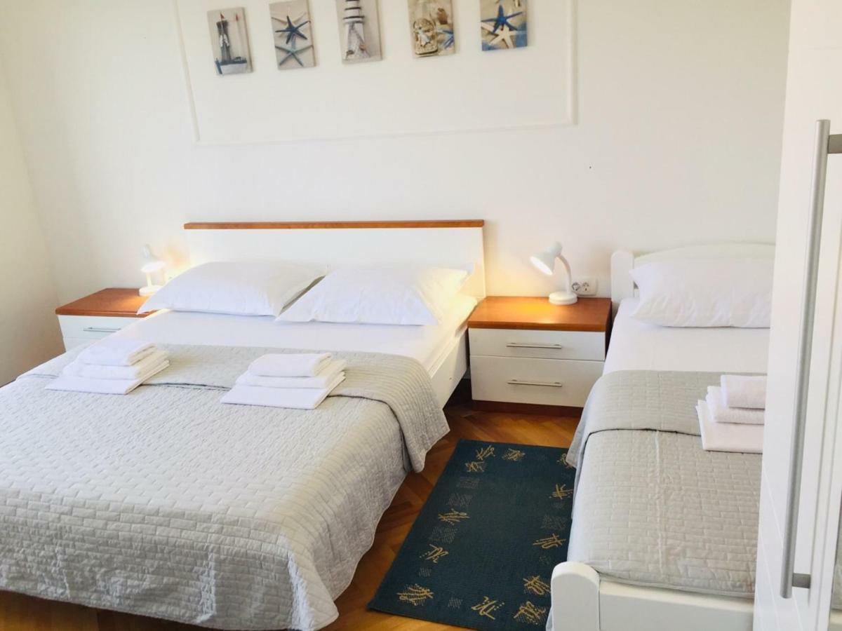 Apartments And Rooms Katarina Živogošće Εξωτερικό φωτογραφία